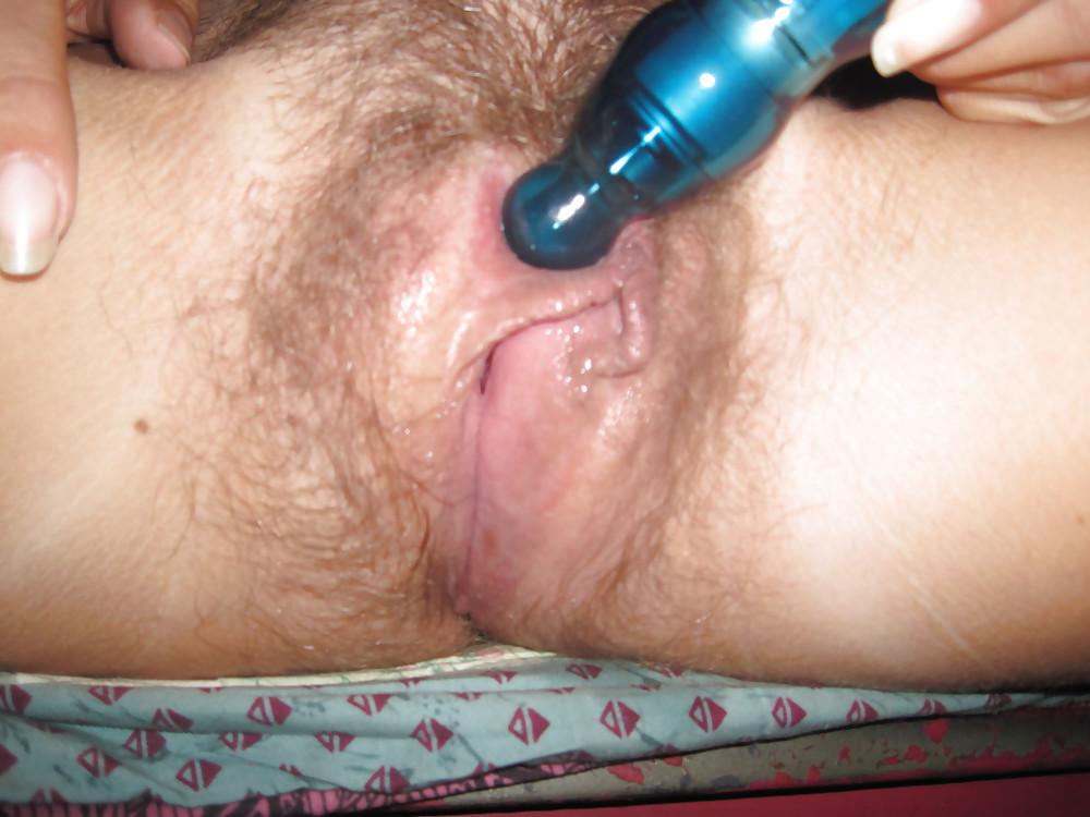 25P The Wife's Big Wet Hairy Pussy