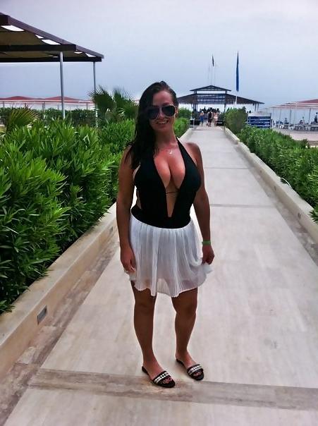18P Busty Russian Woman 115