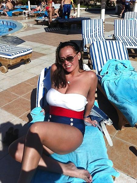 18P Busty Russian Woman 115