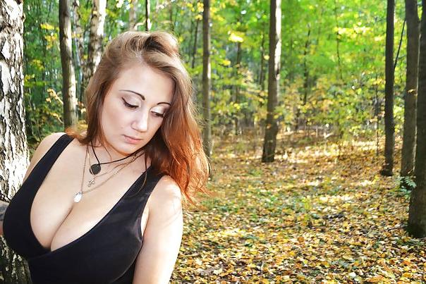 24P Busty Russian Woman 229