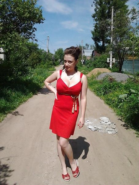 24P Busty Russian Woman 229