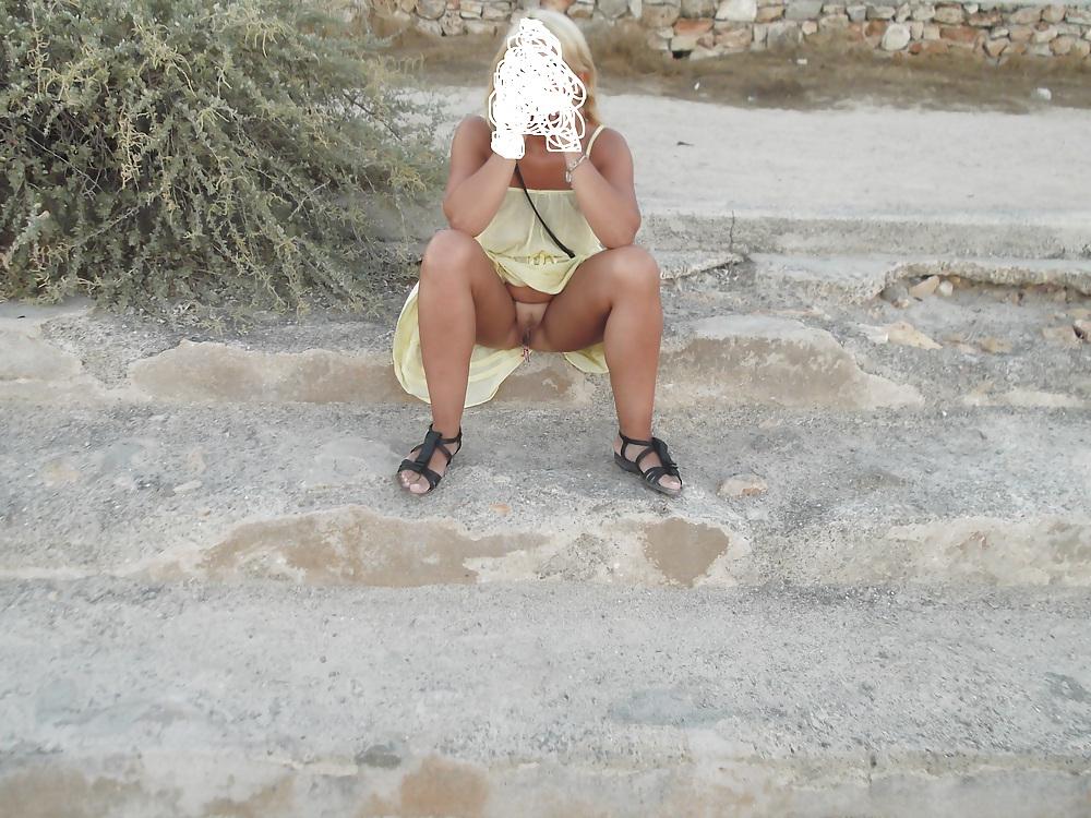 20P Beach nudity