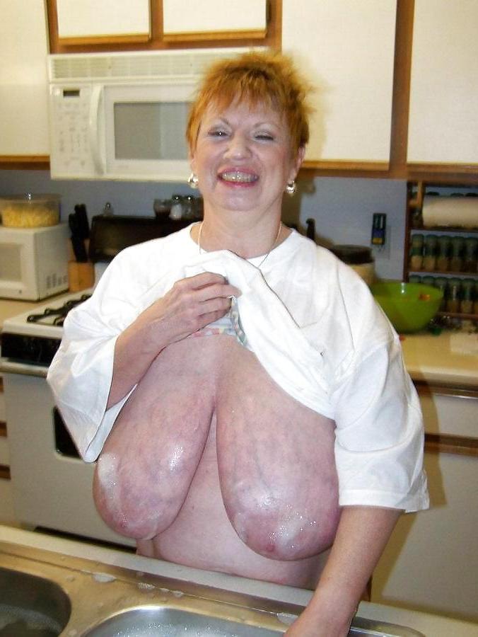 11P Lovely Mature Woman