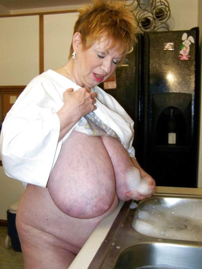 11P Lovely Mature Woman