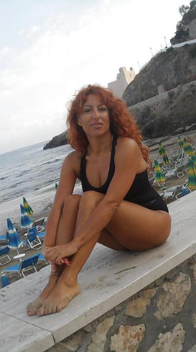14P Italian woman: Monica