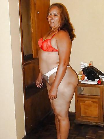 25P Mix matures woman amateur
