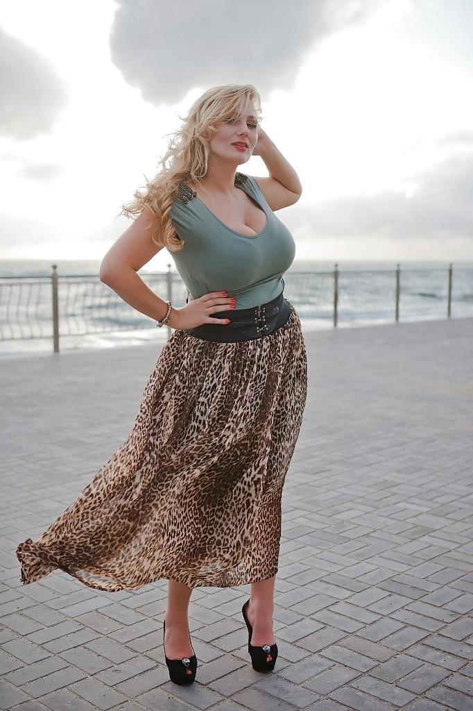 23P Busty Russian Woman 173