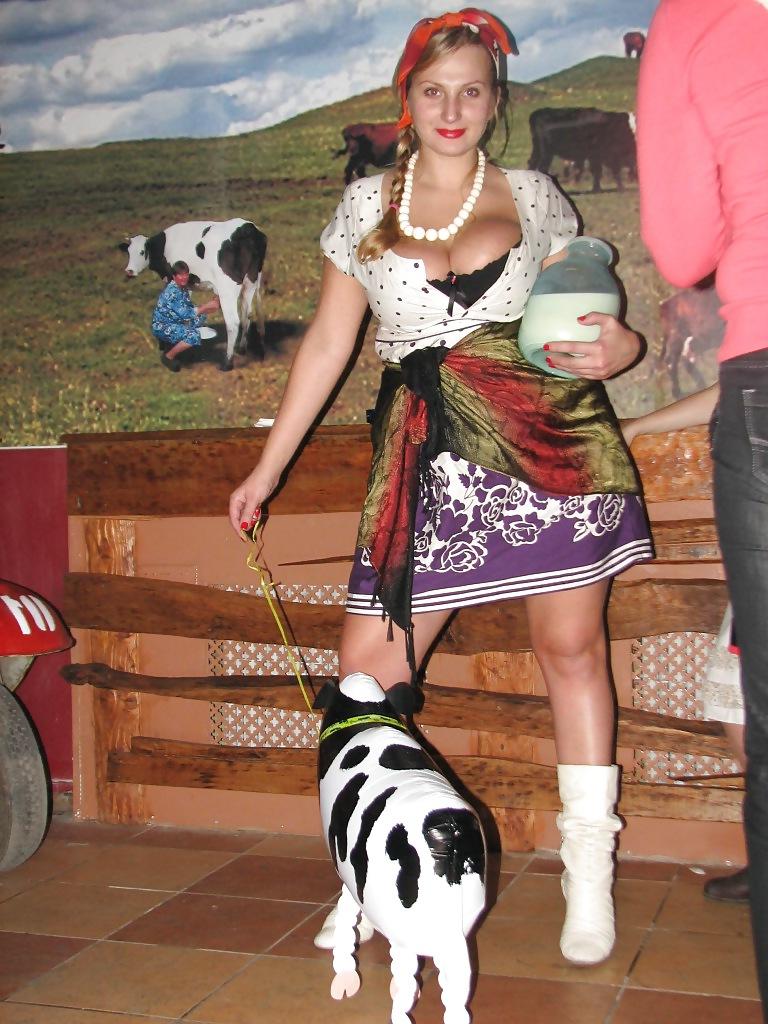 23P Busty Russian Woman 173