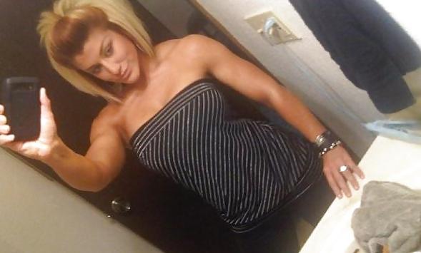 25P Gorgeous fitness instructor