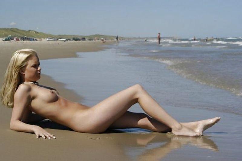 7P Blonde Teen oiled at beach