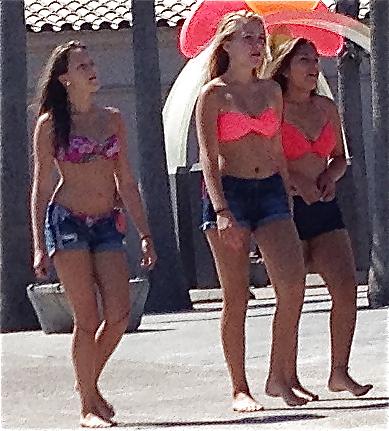 25P Best beach lurking day so far...