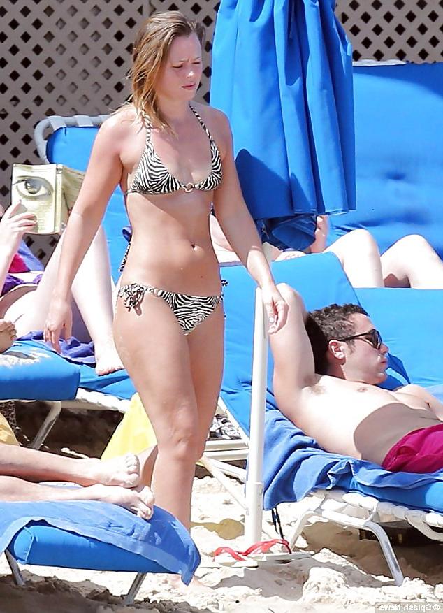 13P Kimberley Walsh - Wearing Bikini On A Beach Barbados 