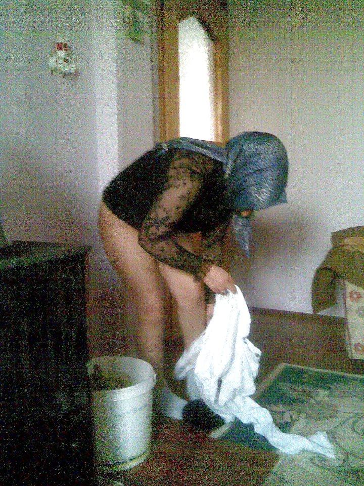 7P Arab turkish woman 33