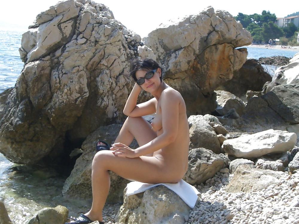 25P MILFs on the Beach - 18