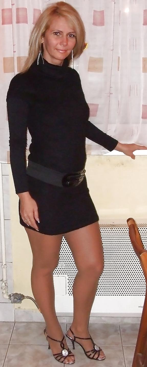 12P Hot mature secretary