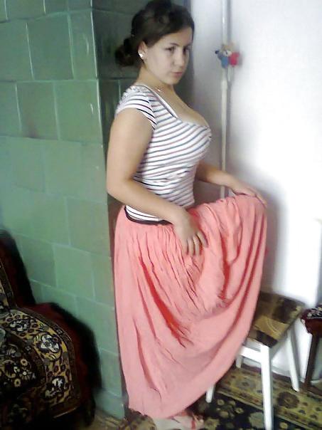 13P Busty Russian Woman 292