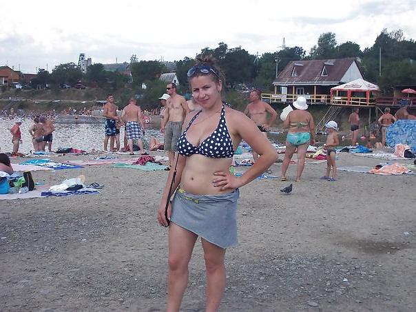 13P Busty Russian Woman 292