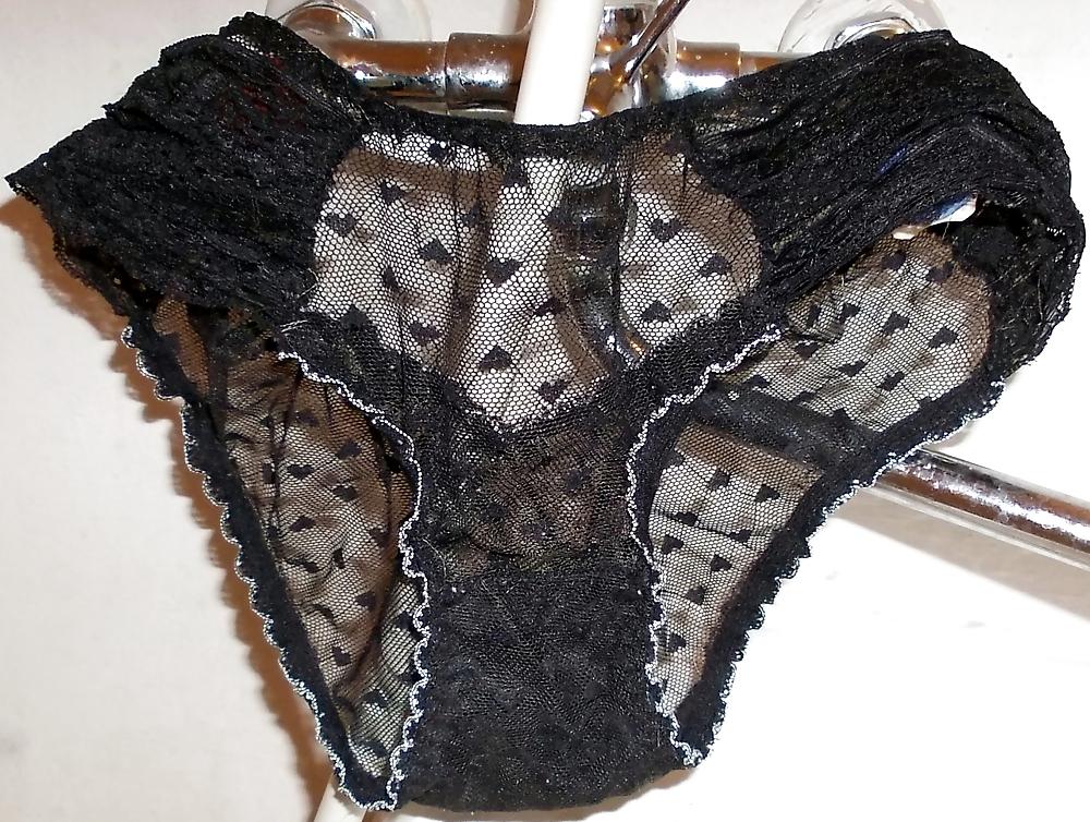 5P Pants of the wife of the friend