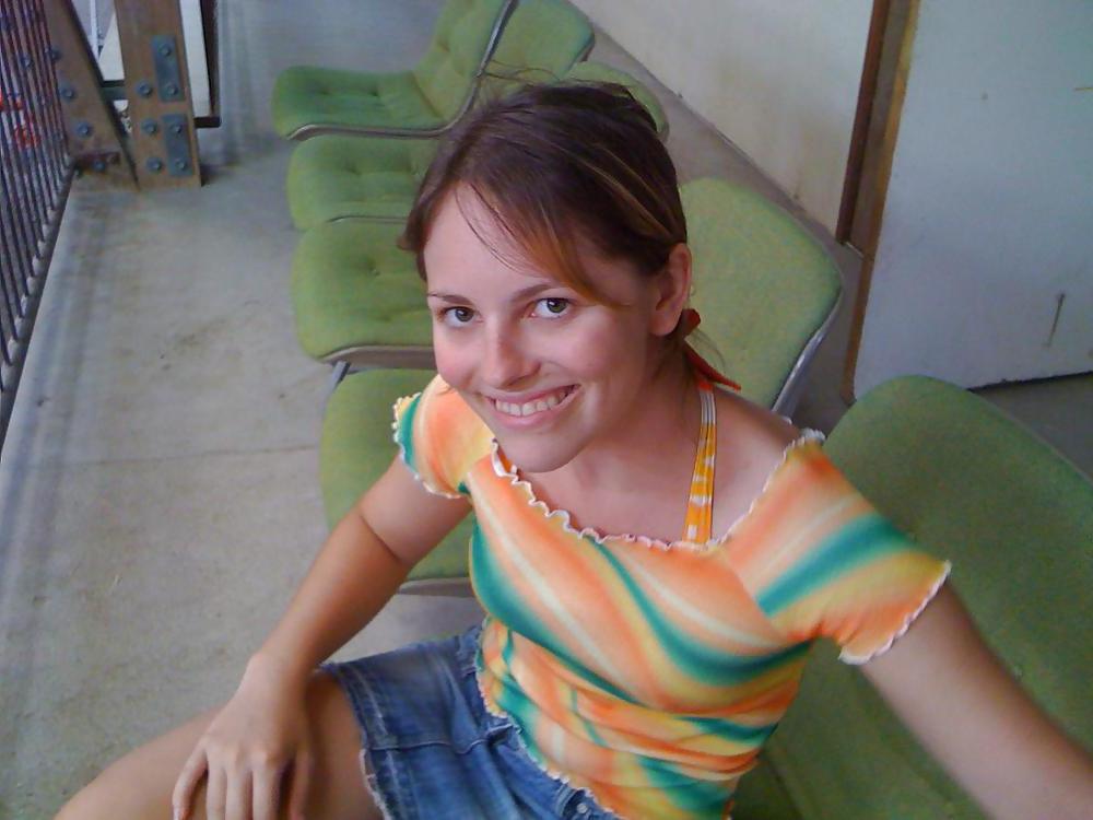 25P Blonde MILF on Vacation with Husband