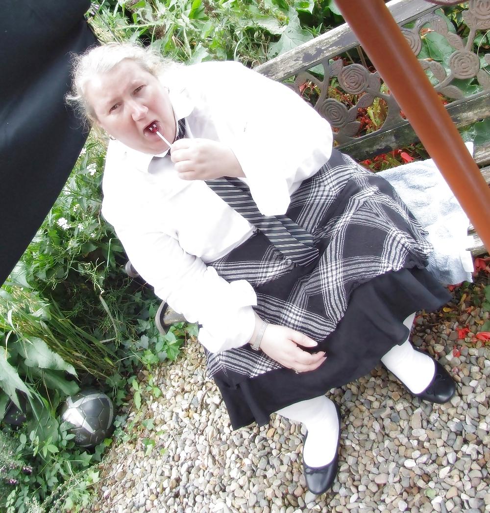25P A.J. - Al Fresco Schoolgirl
