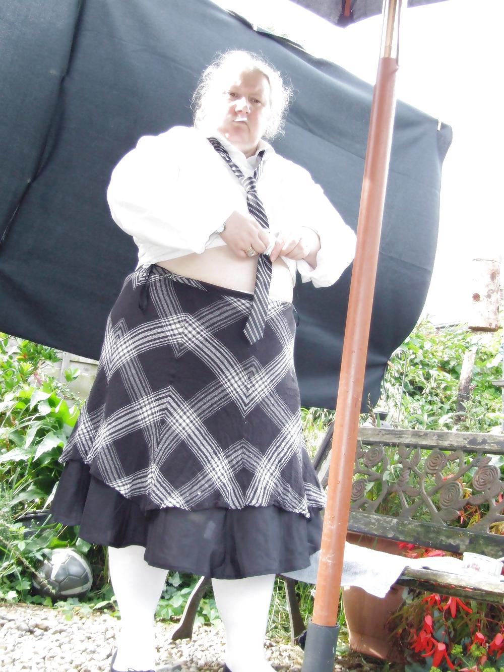 25P A.J. - Al Fresco Schoolgirl