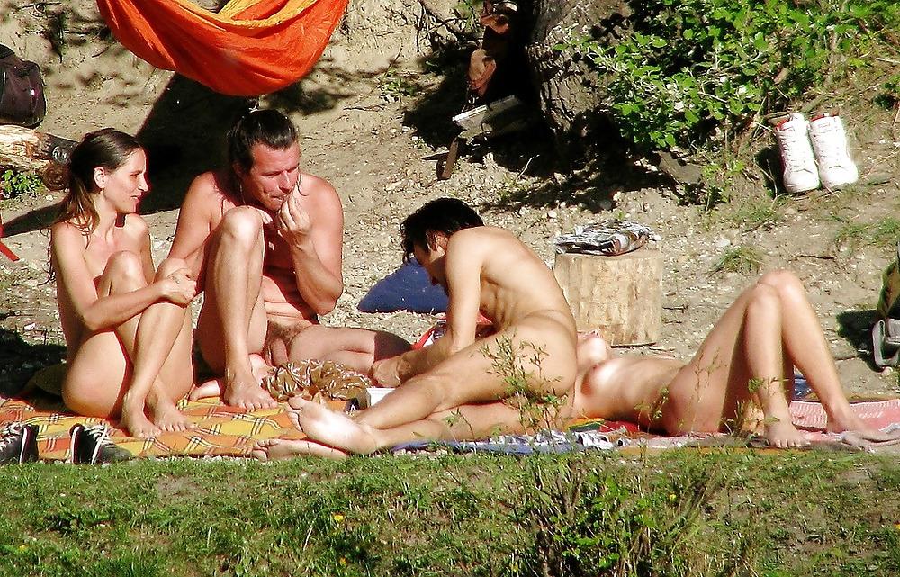 23P Couples on the beach