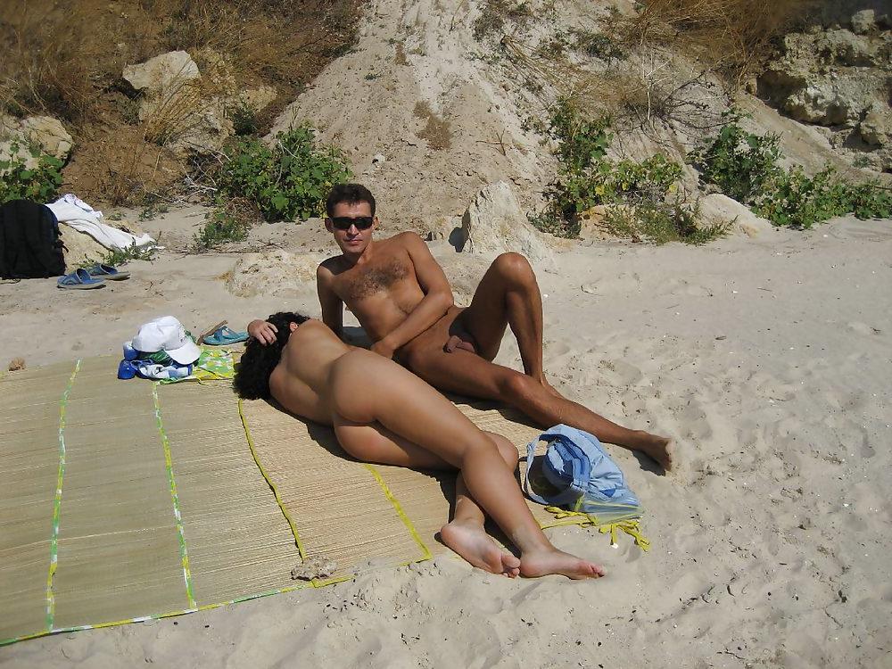 23P Couples on the beach