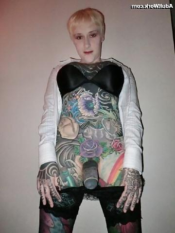 9P She fucks like a woman but as a man cums