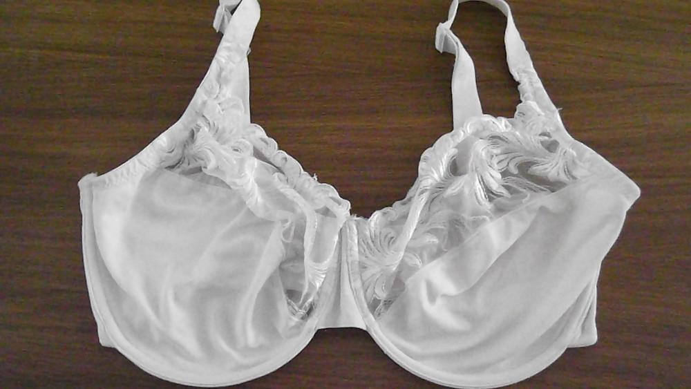 14P G cups for mature woman