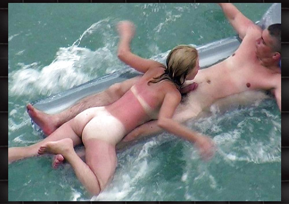 25P Paparazzi on the beach