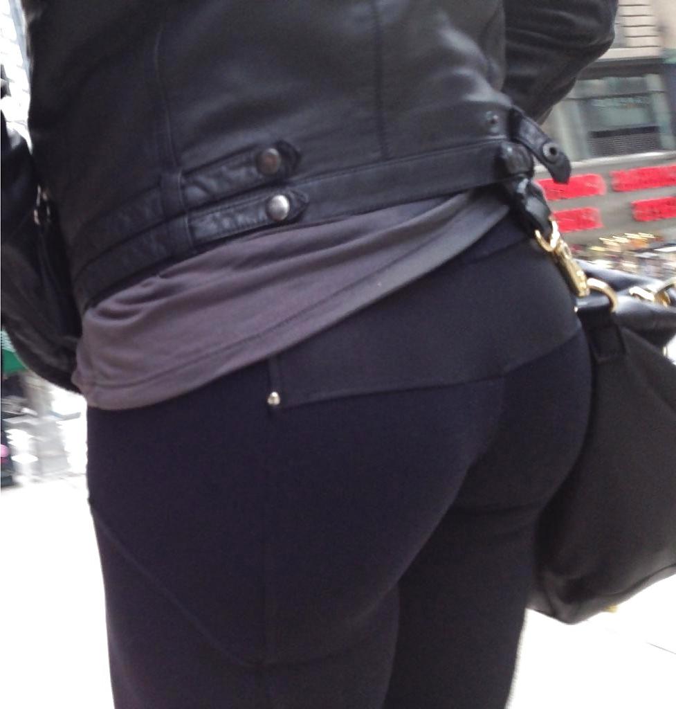 25P Yoga ass