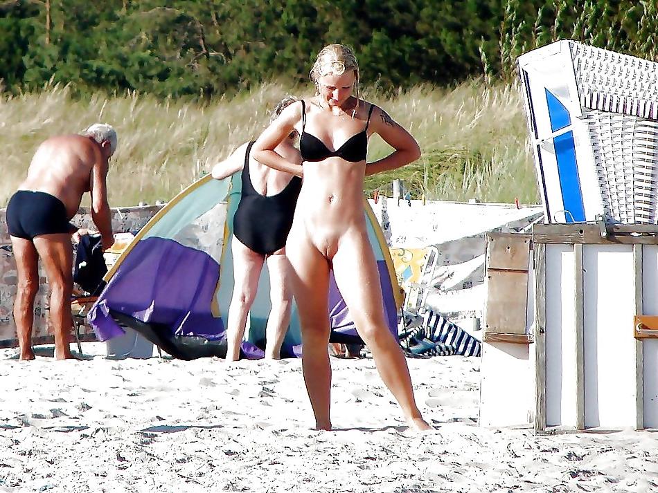 25P On the Beach - 43