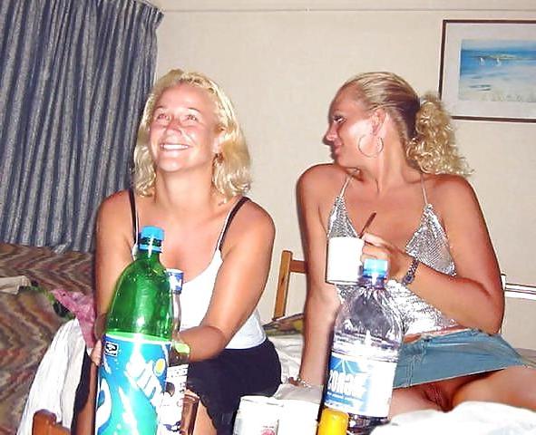 15P Upskirt No Pants 5