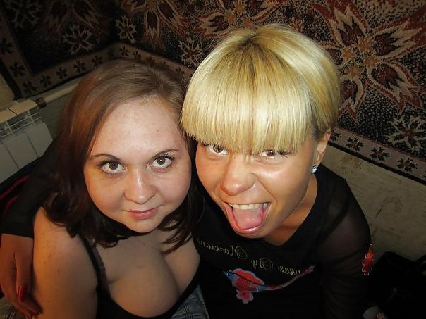 12P Busty Russian Woman 261