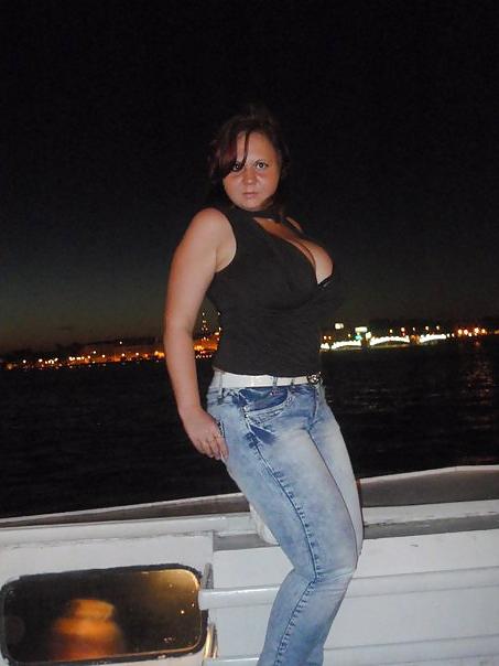 12P Busty Russian Woman 261