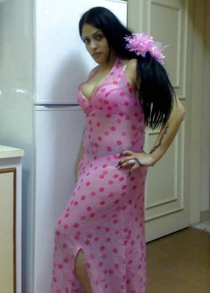 5P Arab woman