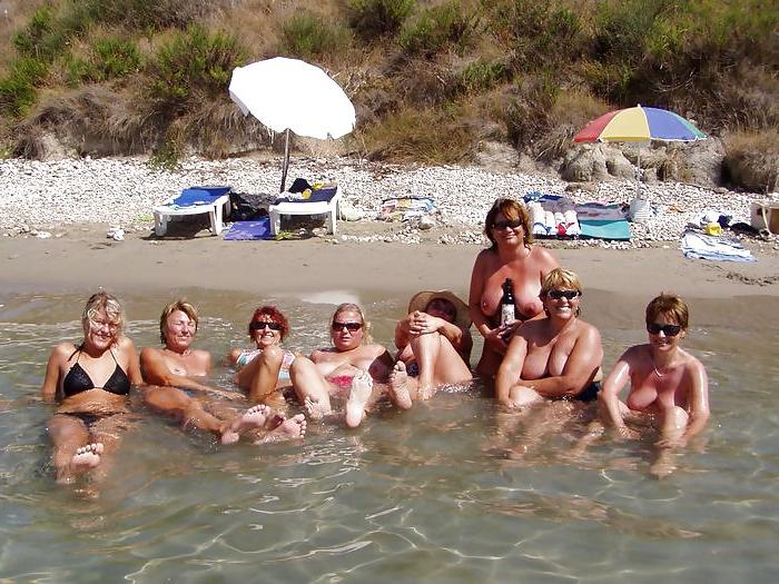 19P Beach, public nudity, voyeur