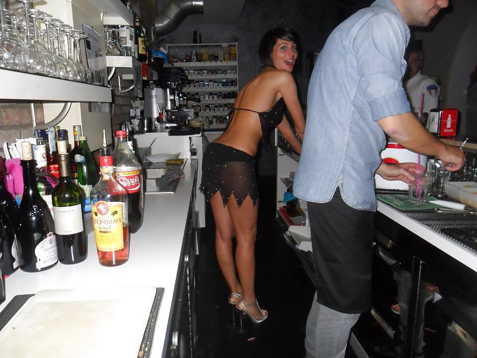 25P Sexy facebookslut Lsura flashing and see tits