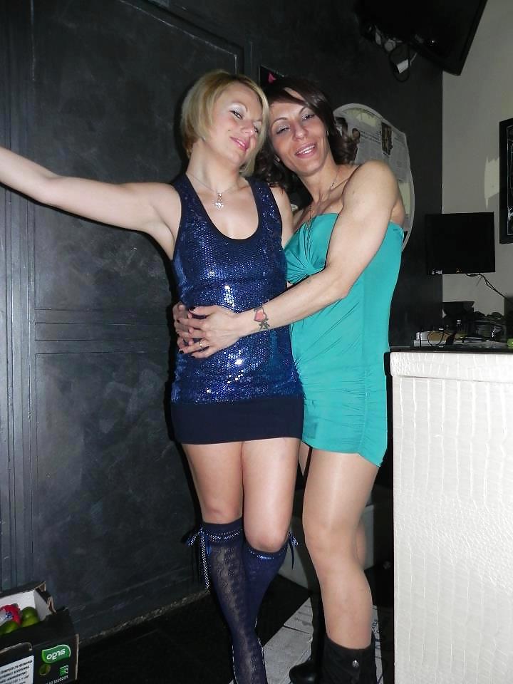 25P Sexy facebookslut Lsura flashing and see tits