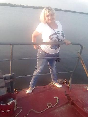 9P Busty Russian Woman 262