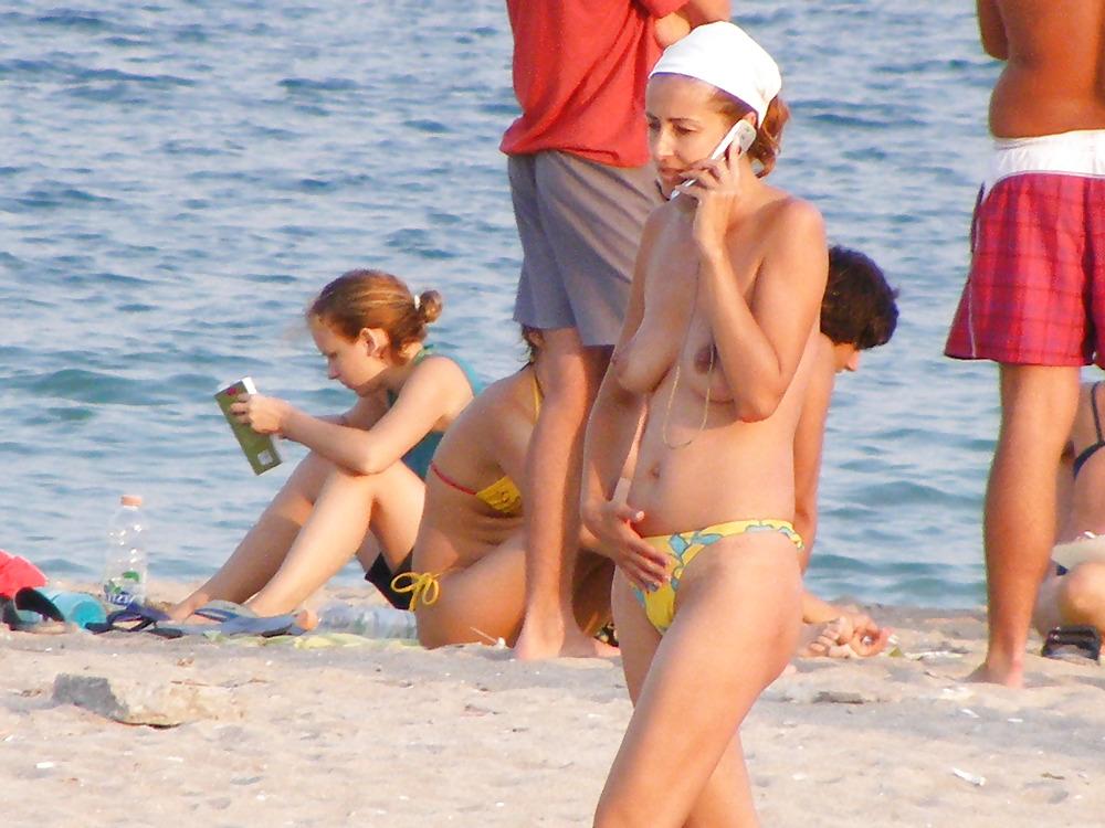 25P Nudist  beach in romania