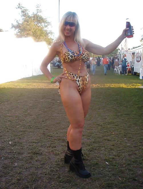 25P Wild Girls