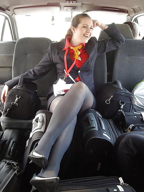 25P Flight attendant - hotesse de l air