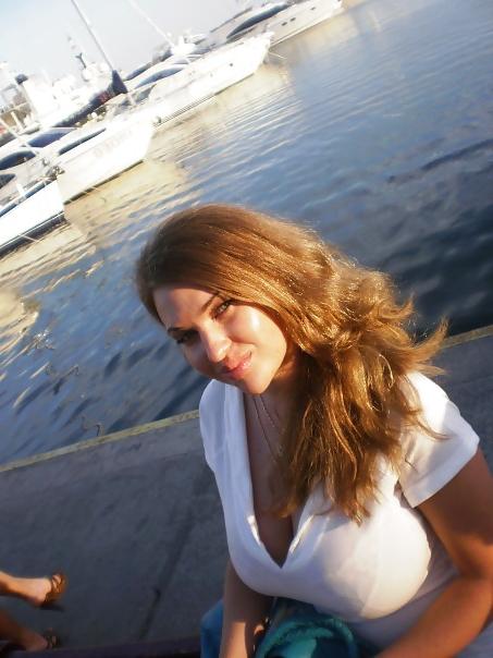 18P Busty Russian Woman 275