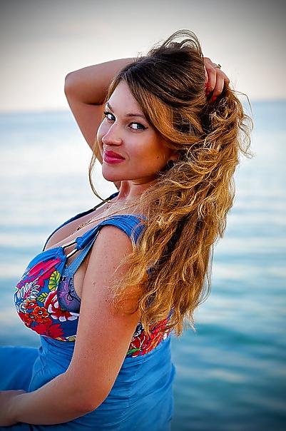 18P Busty Russian Woman 275