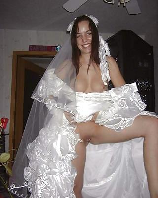 25P Ooops, Brides flashing - N. C. 