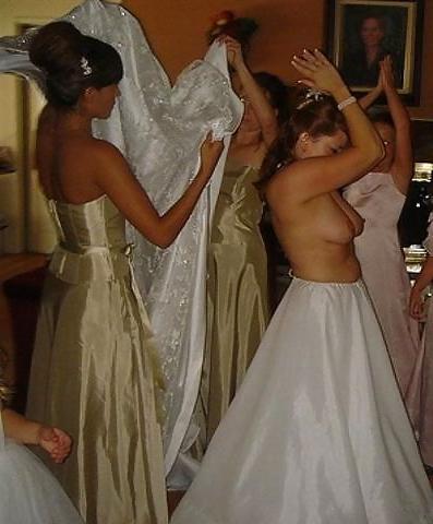25P Ooops, Brides flashing - N. C. 