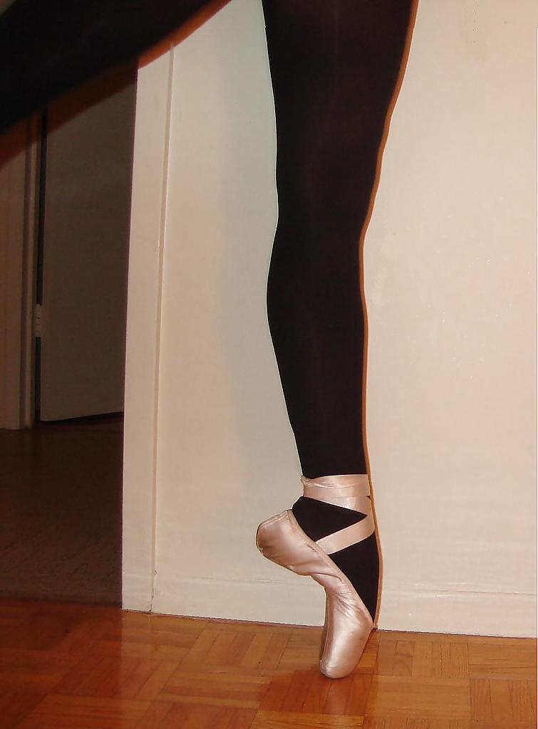 23P Nylons und Ballet