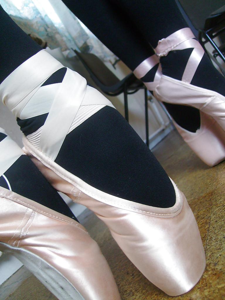 23P Nylons und Ballet
