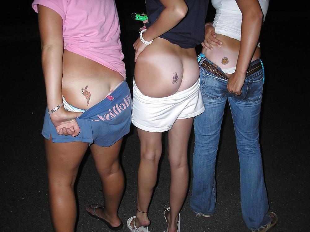 13P Girlgroups flashing their asses - N. C. 